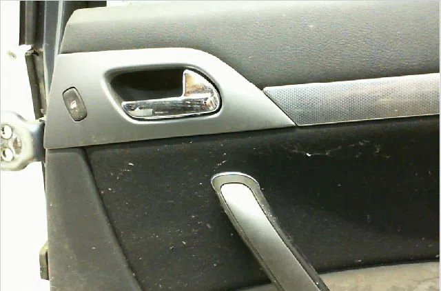 Porte arrière droite PEUGEOT 407  2.0 HDI 16v 136ch occasion