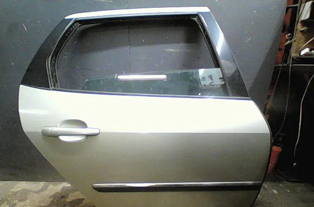 Porte arrière droite Peugeot 407 SW (6E_) 2.0 hdi (2008-2010) occasion