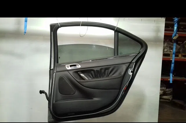 Porte arrière droite Peugeot 607 (9D, 9U) 2.7 hdi 24v (2004-2011) occasion