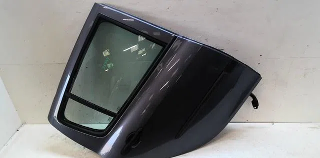Porte arrière droite Renault CLIO III (BR0-1, CR0-1) 1.2 16v (br02, br0j, br11, cr02, cr0j, cr11) (2005-2014) 5 portes o