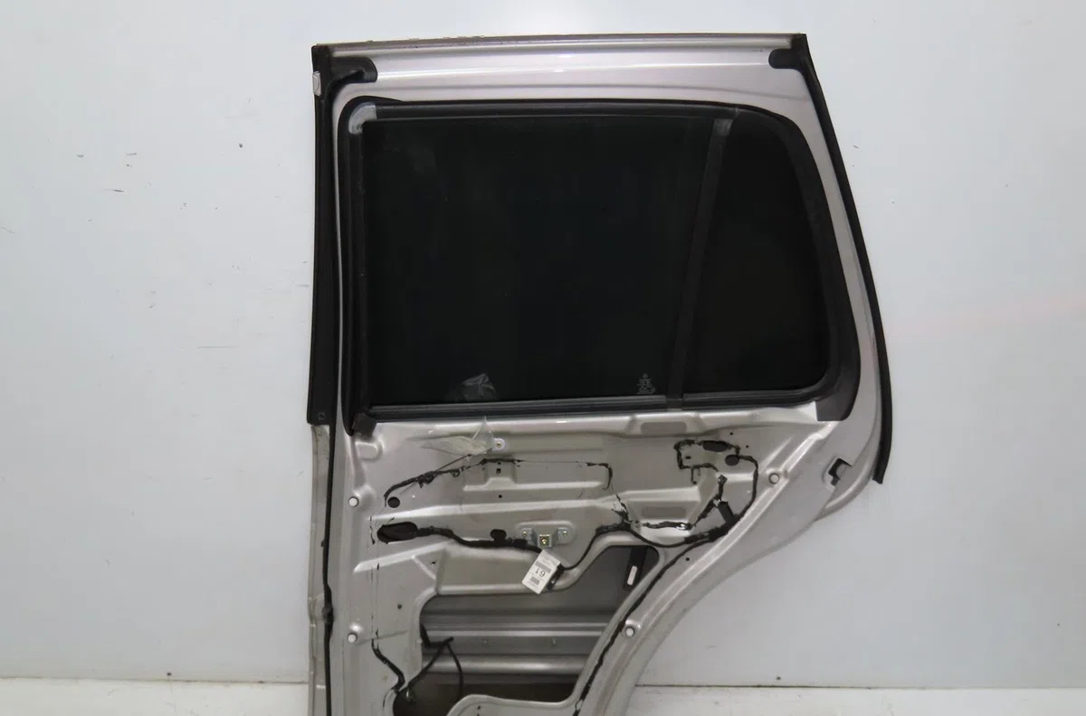 Porte arrière droite Renault CLIO III (BR0-1, CR0-1) 1.5 dci (2010-2014) 3 portes occasion