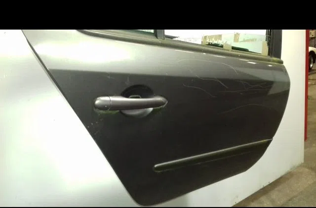 Porte arrière droite Renault LAGUNA II (BG0-1_) 1.6 16v (bg1g, bg1h) (2005-2007) occasion