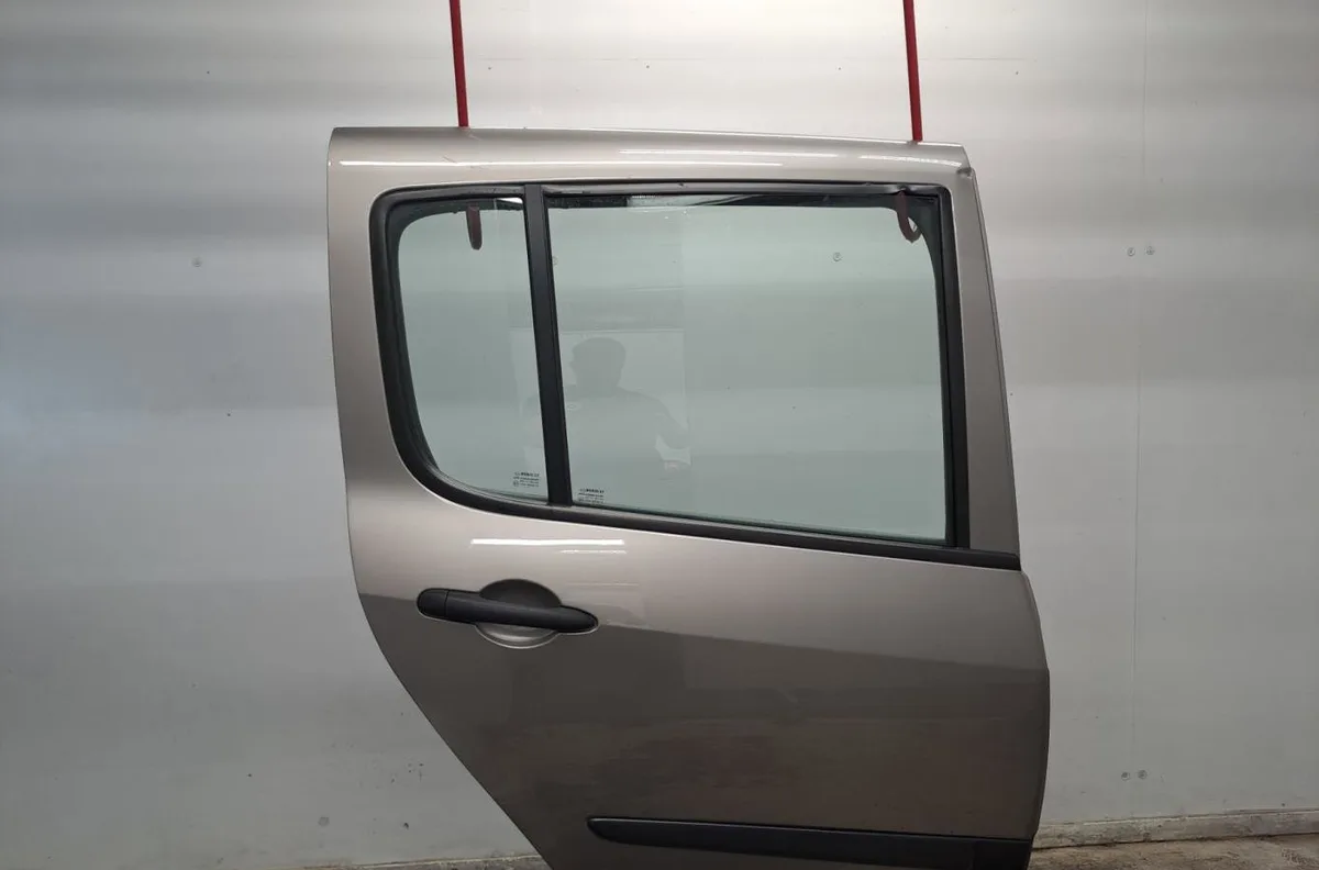 Porte arrière droite RENAULT MODUS PHASE 2 occasion