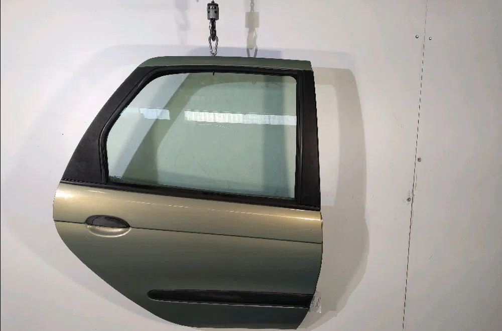 Porte arrière droite Renault SCÉNIC I Monospace (JA0-1_, FA0_) 1.9 dti (ja1u) (2001-2003) occasion