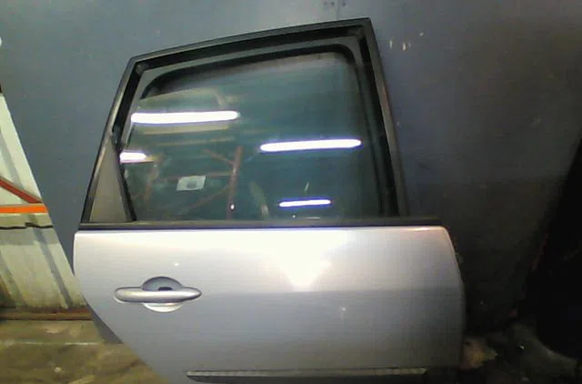 Porte arrière droite Renault SCÉNIC II (JM0-1_) 1.5 dci (jm0f) (2003-2006) 5 portes occasion