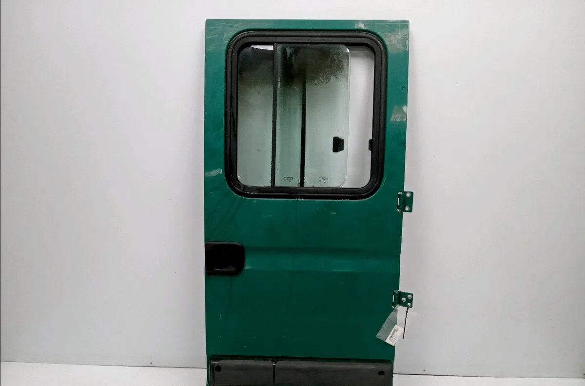 Porte arrière droite Renault trucks MASCOTT Camion plate-forme-Châssis 90 (1999-2001) occasion