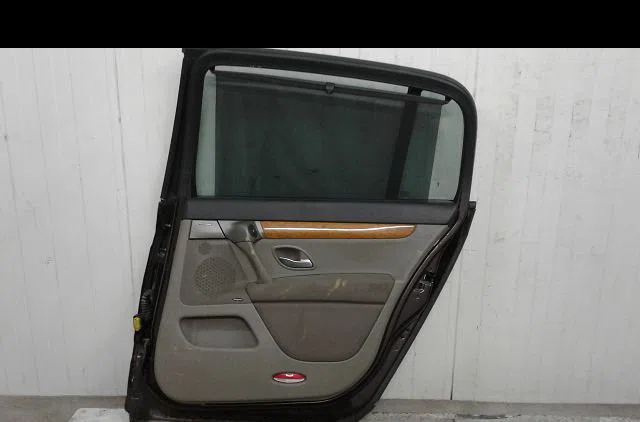 Porte arrière droite Renault VEL SATIS (BJ0_) 2.0 dci (bj03, bj0b) (2006) occasion