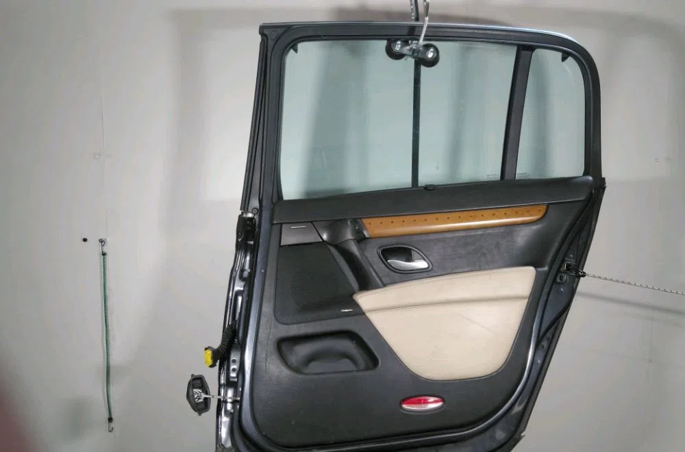 Porte arrière droite Renault VEL SATIS (BJ0_) 3.0 dci (bj0s) (2006-2009) occasion