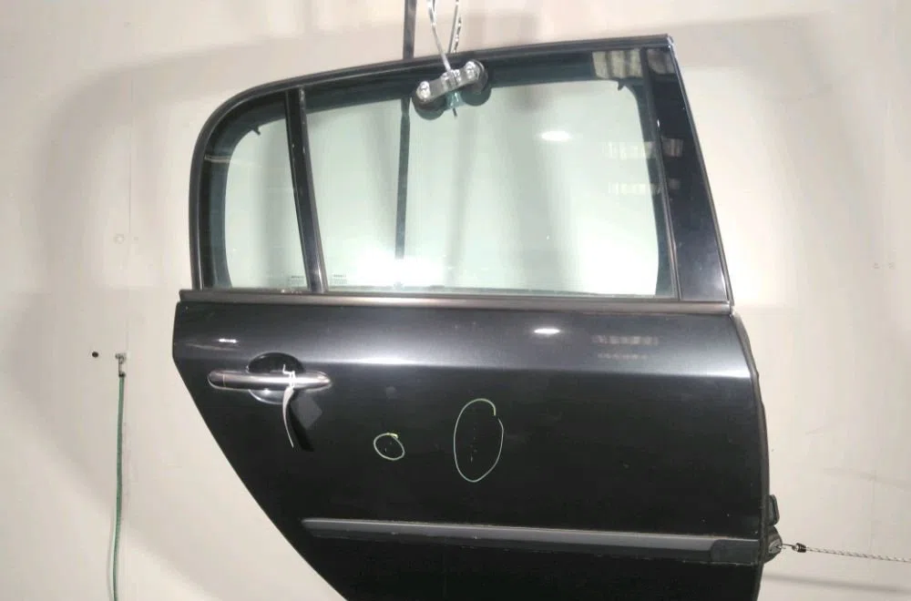 Porte arrière droite Renault VEL SATIS (BJ0_) 3.0 dci (bj0s) (2006-2009) occasion