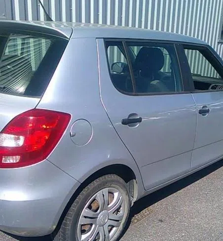 Porte arrière droite SKODA FABIA 2  FABIA 2 PHASE 2 occasion