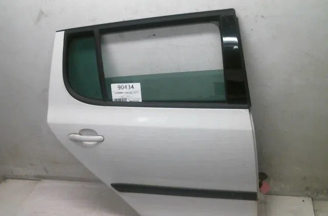 Porte arrière droite Skoda FABIA II (542) 1.6 tdi (2010-2014) occasion