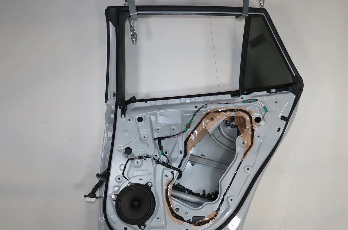 Porte arrière droite Toyota COROLLA Break (_E21_) 2.0 hybrid (mzeh12) (2019) 5 portes occasion