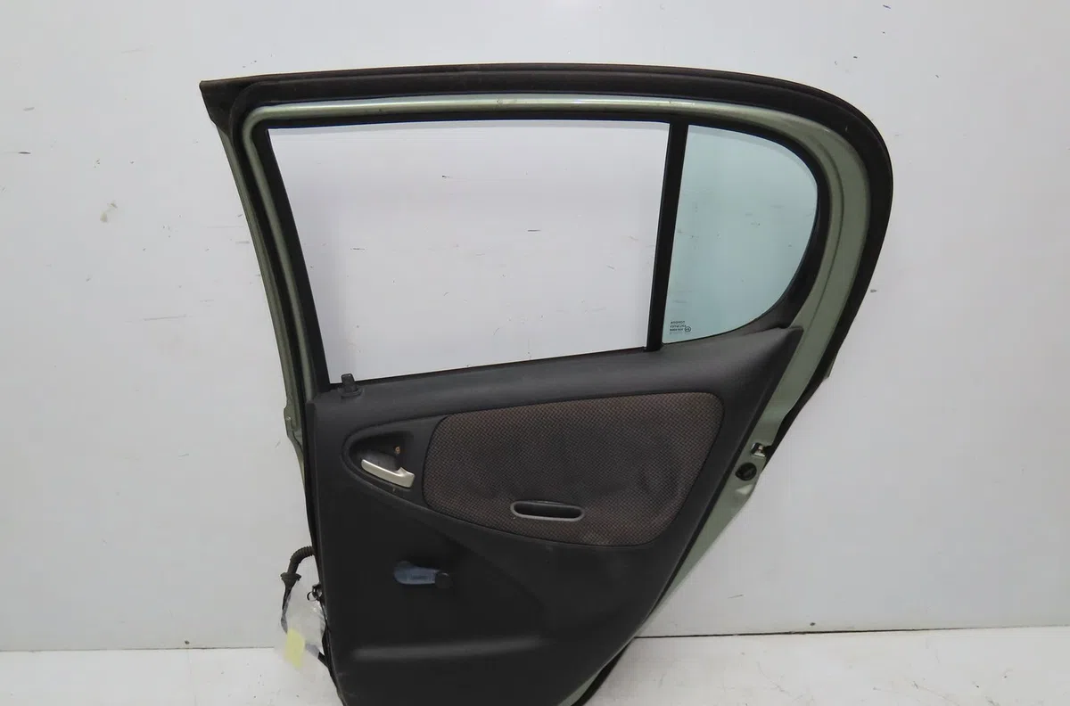 Porte arrière droite Toyota YARIS (_P1_) 1.0 (scp10_) (1999-2005) occasion