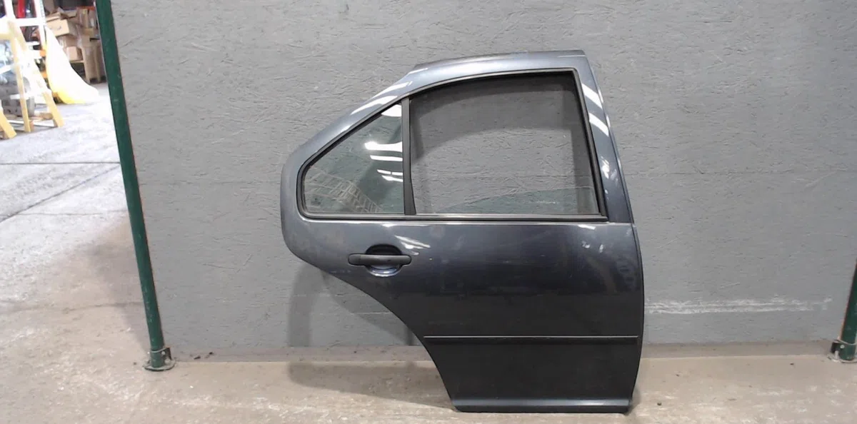 Porte arrière droite Volkswagen BORA I (1J2) 1.9 tdi (1998-2005) occasion