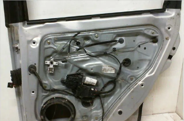 Porte arrière droite VOLKSWAGEN PASSAT IV occasion
