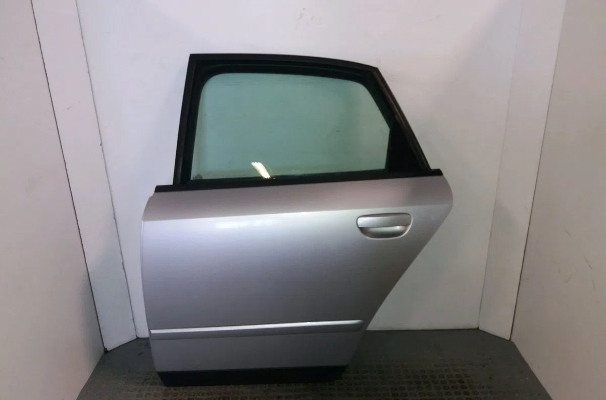 Porte arrière gauche Audi A4 B6 (8E2) 1.9 tdi (2000-2004) 4 portes occasion