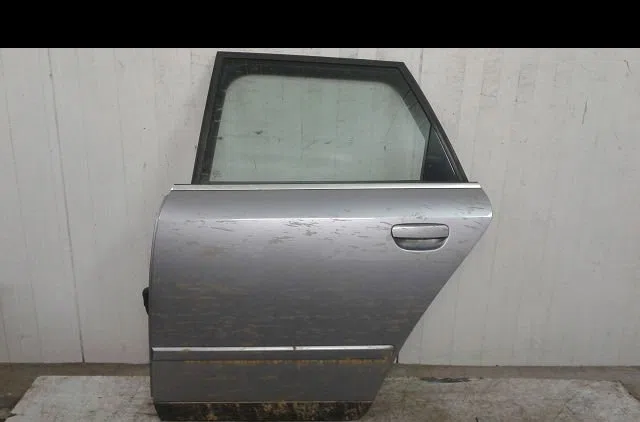 Porte arrière gauche Audi A4 B6 Avant (8E5) 1.9 tdi (2001-2004) occasion