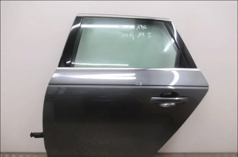 Porte arrière gauche Audi A4 B9 Avant (8W5, 8WD) 2.0 tdi (2015-2018) occasion