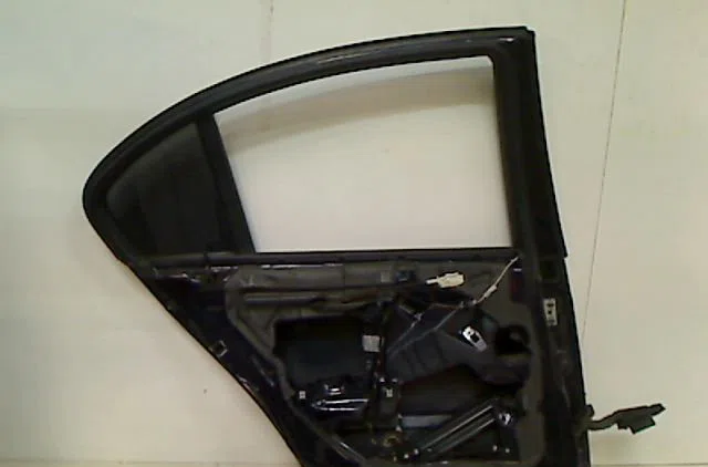 Porte arrière gauche B.M.W. SERIE 3 IV 1998 occasion