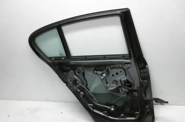Porte arrière gauche Bmw 1 (E87) 118 d (2004-2007) occasion