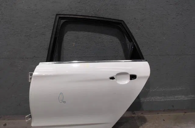 Porte arrière gauche CITROEN C4 2  C4 2 PHASE 1 occasion