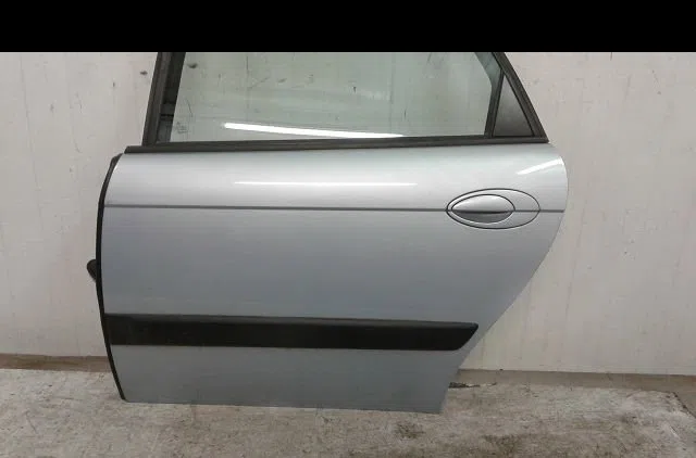 Porte arrière gauche Citroën C5 II (RC_) 1.8 16v (rc6fzb) (2004-2005) occasion