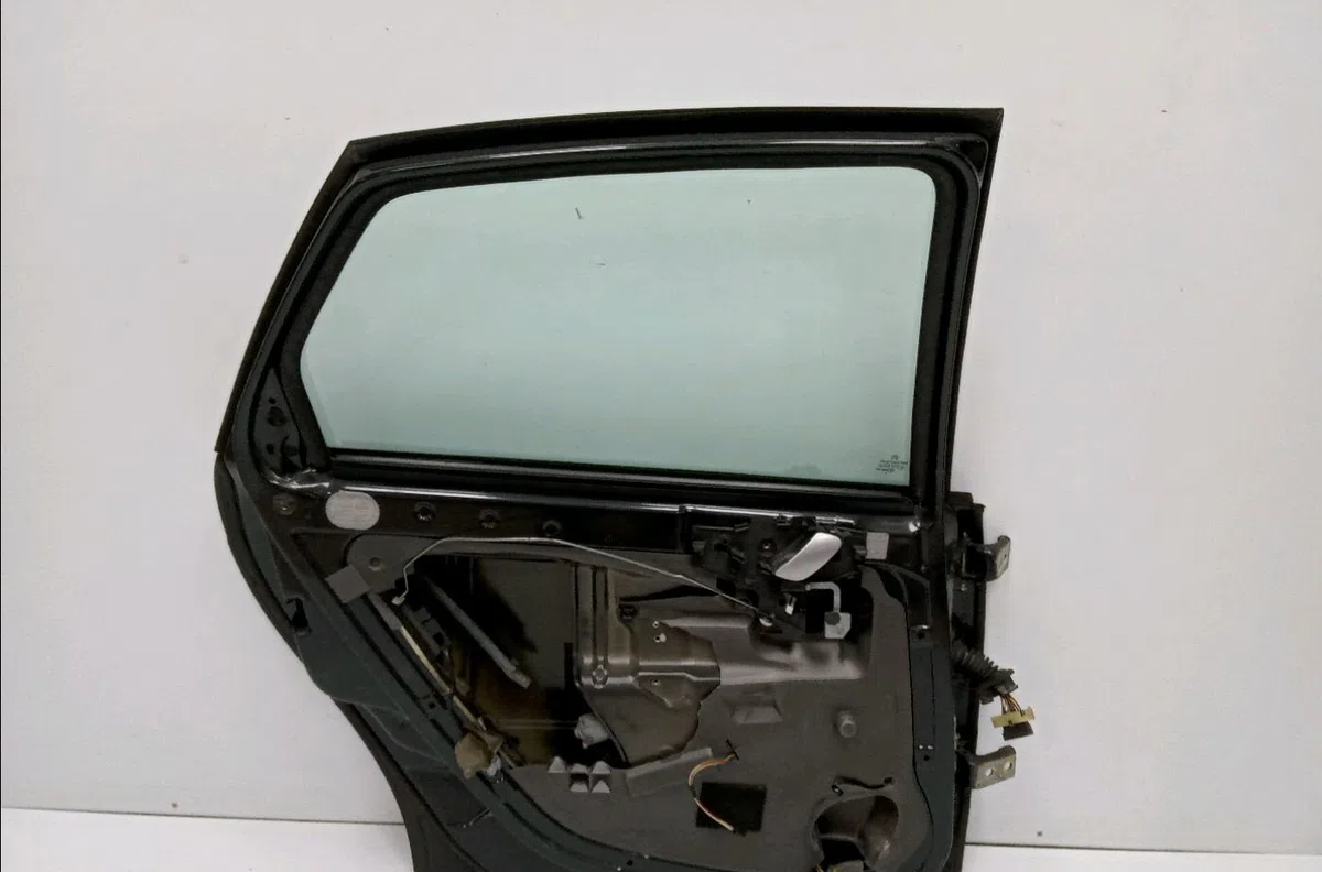 Porte arrière gauche Citroen C5 II (RC_) 2.0 hdi (rcrhrh) (2004-2008) 5 portes occasion