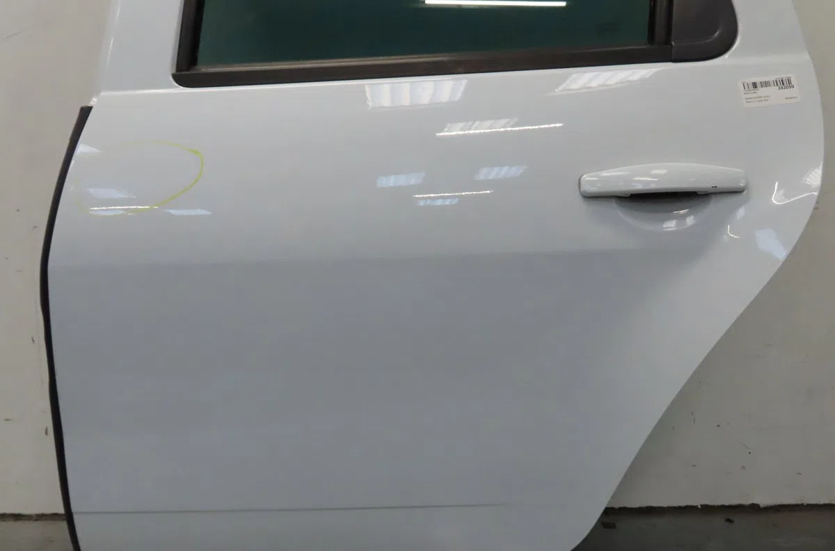 Porte arrière gauche DACIA DUSTER occasion