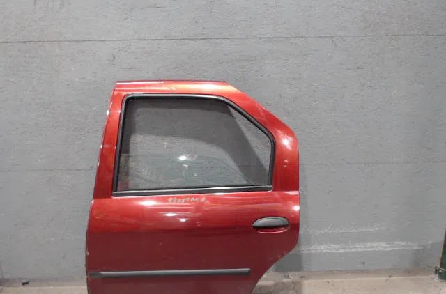 Porte arrière gauche DACIA LOGAN 1  LOGAN 1 PHASE 1 occasion