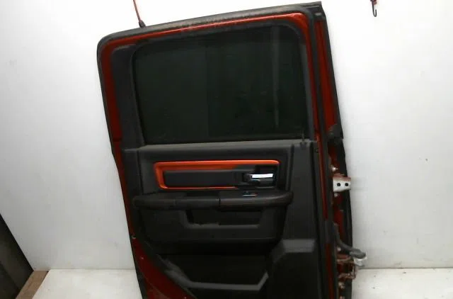 Porte arrière gauche Dodge RAM 1500 Crew Cab Pickup 5.7 4wd (2008-2010) occasion