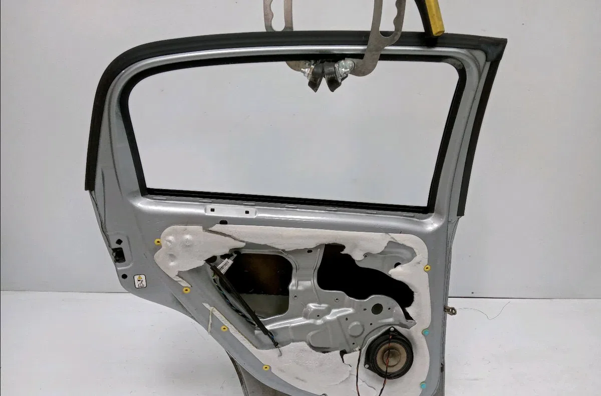 Porte arrière gauche Fiat GRANDE PUNTO (199_) 1.4 (199axb11, 199axb1a, 199bxb1a, 199axl1a) (2005-2015) occasion