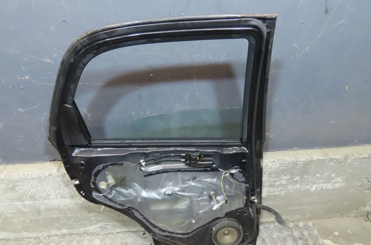 Porte arrière gauche Fiat SEDICI (189_) 1.9 d multijet (2006-2011) occasion