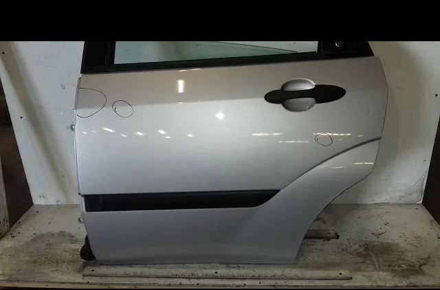 Porte arrière gauche Ford FOCUS I (DAW, DBW) 1.8 16v (1998-2004) occasion