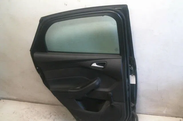 Porte arrière gauche Ford FOCUS III 1.5 tdci (2014-2017) occasion