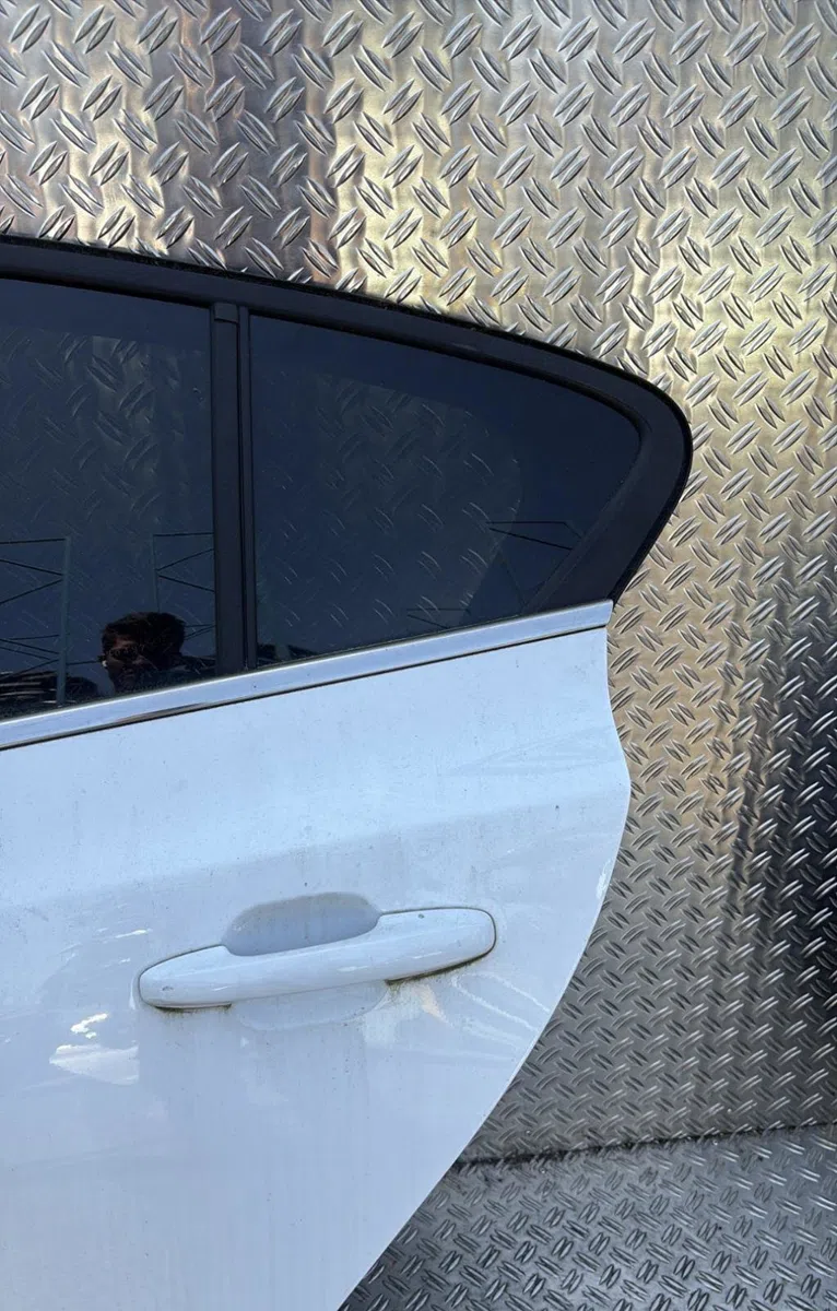 Porte arrière gauche Ford FOCUS IV (HN) 1.0 ecoboost mhev flex (2022) occasion