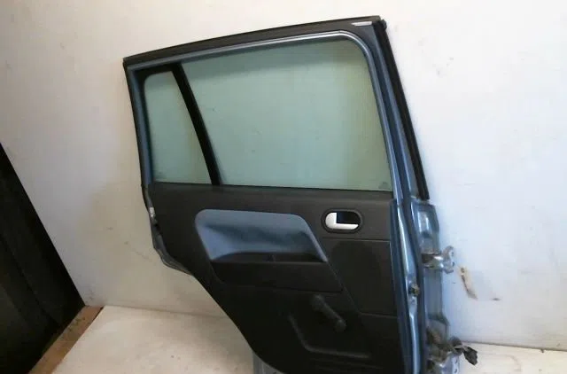 Porte arrière gauche Ford FUSION (JU_) 1.4 (2002-2012) occasion