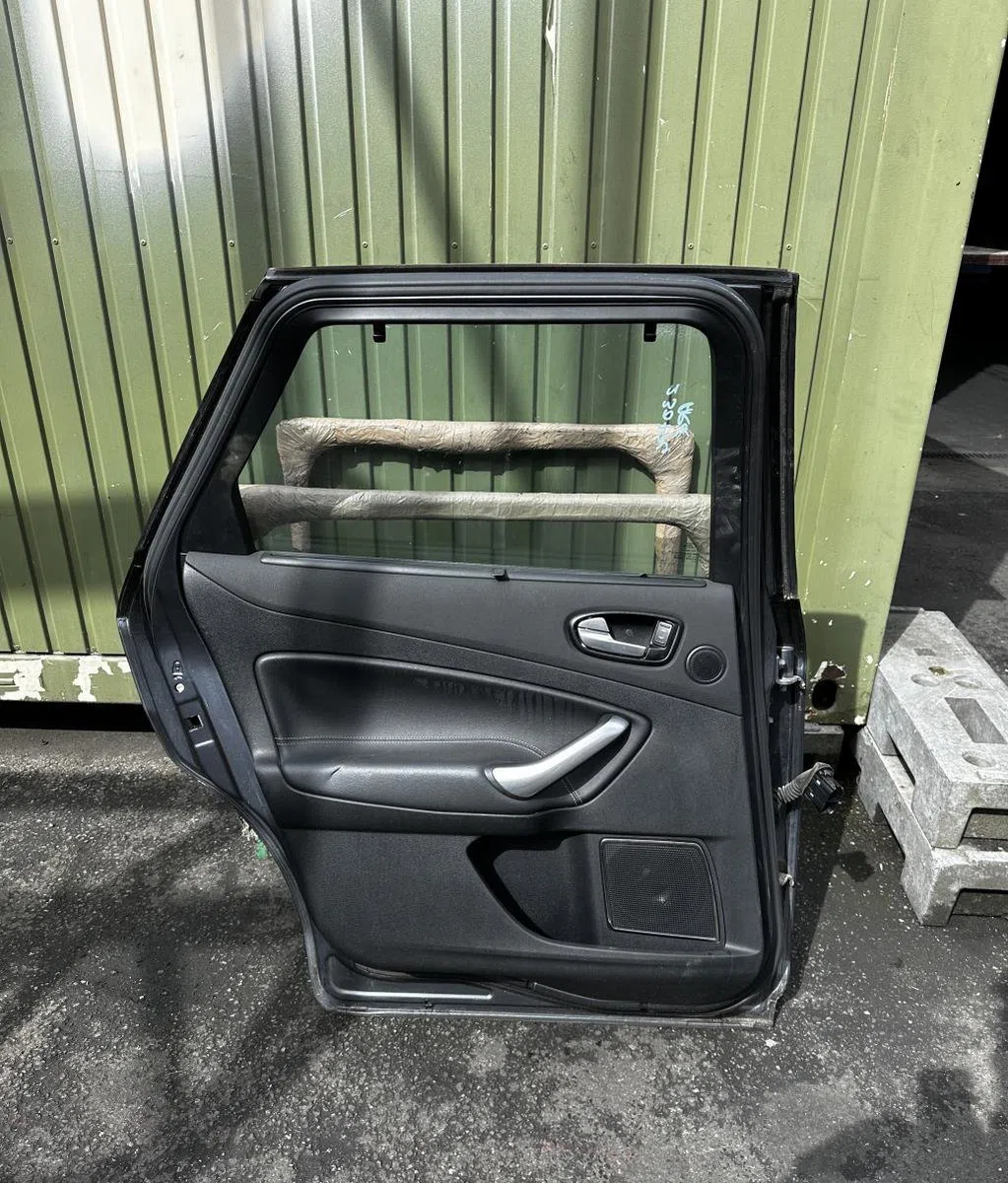Porte arrière gauche Ford MONDEO IV Turnier (BA7) 2.0 tdci (2007-2014) occasion