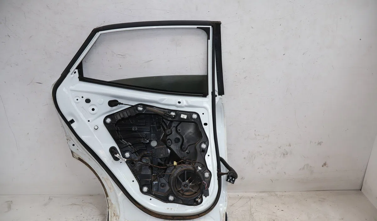 Porte arrière gauche Ford PUMA (J2K, CF7) 1.5 st ecoboost (2020) occasion