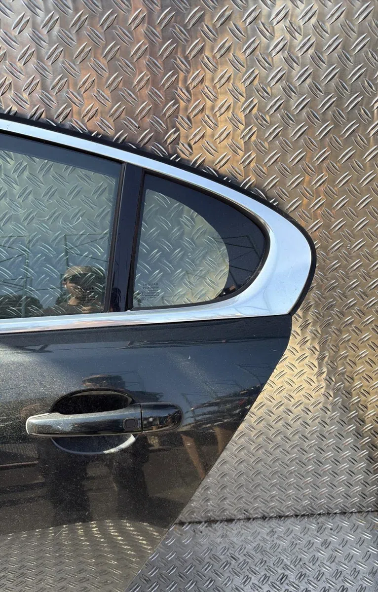 Porte arrière gauche Jaguar XF I (X250) 3.0 d (2009-2015) occasion