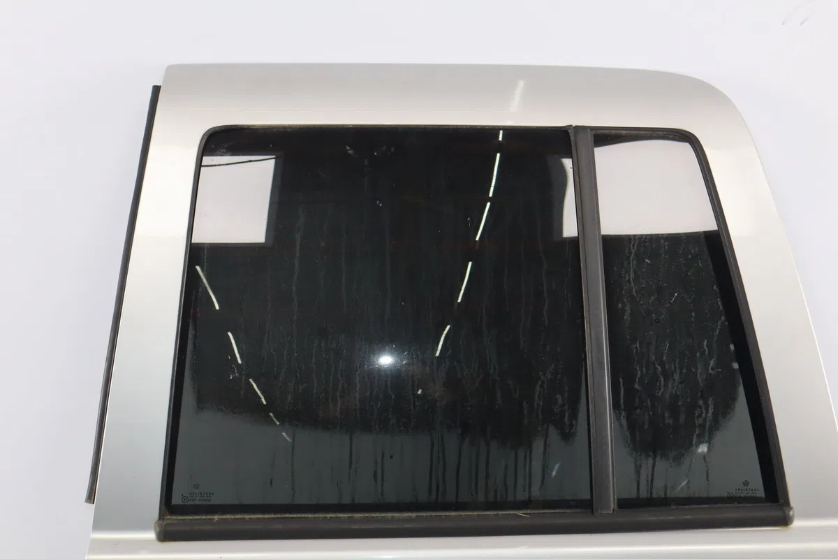 Porte arrière gauche Jeep GRAND CHEROKEE II (WJ, WG) 2.7 crd 4x4 (2001-2005) occasion