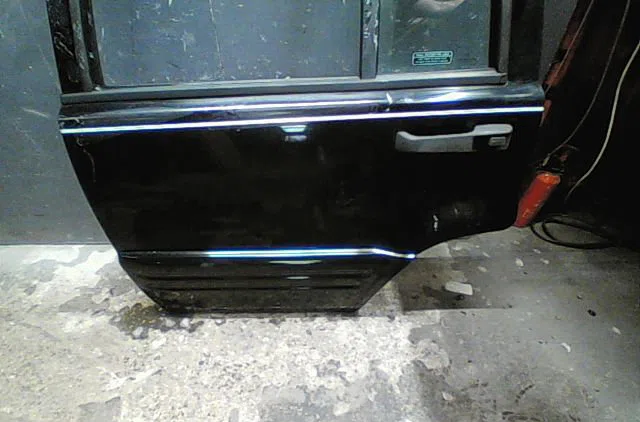 Porte arrière gauche JEEP GRD CHEROKEE 1996 occasion