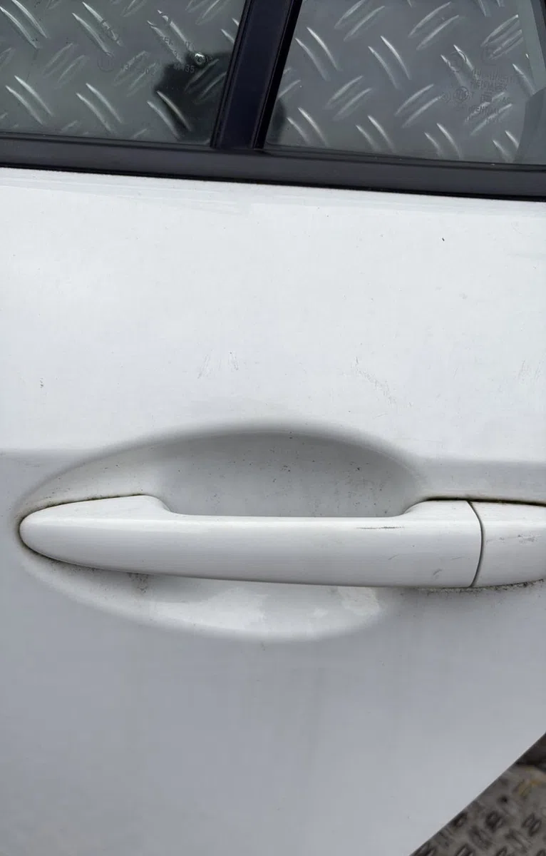 Porte arrière gauche Mazda 3 (BL) 2.2 mzr cd (bl10) (2009-2013) occasion