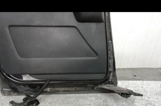Porte arrière gauche Mazda 5 (CR19) 2.0 cd (cr19) (2005-2010) occasion