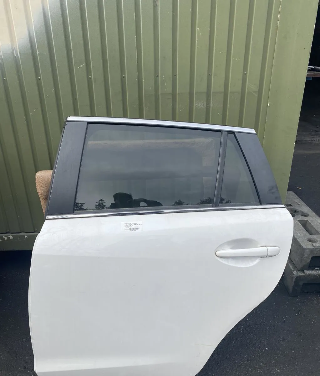 Porte arrière gauche MAZDA 6 3 PHASE 1 BREAK occasion