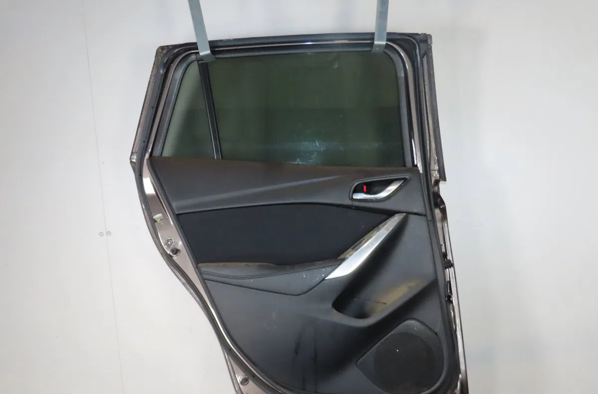 Porte arrière gauche Mazda 6 Break (GJ, GL) 2.0 (gjefw) (2013) occasion