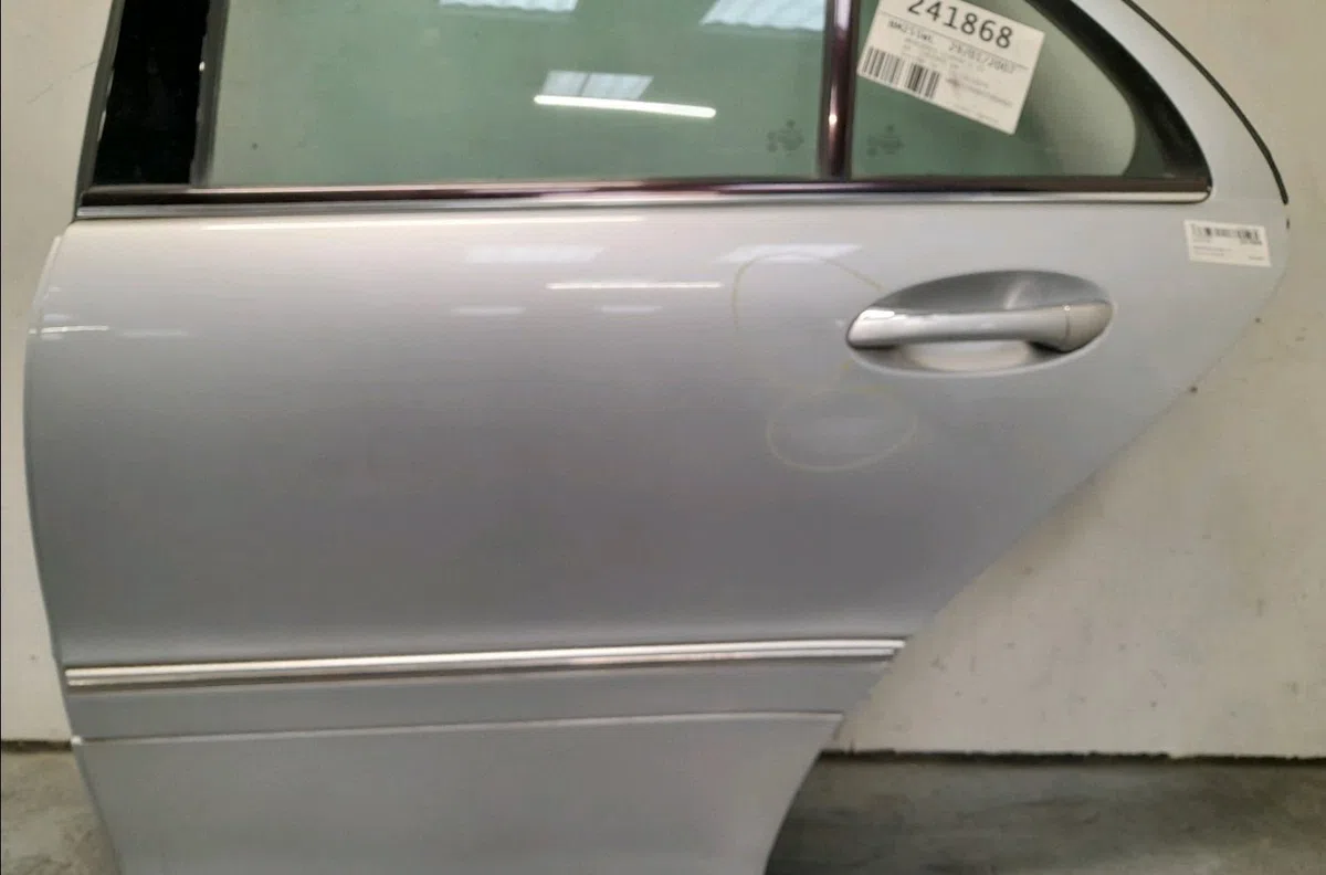 Porte arrière gauche Mercedes-benz CLASSE C (W203) C 220 cdi (203.008) (2003-2007) occasion