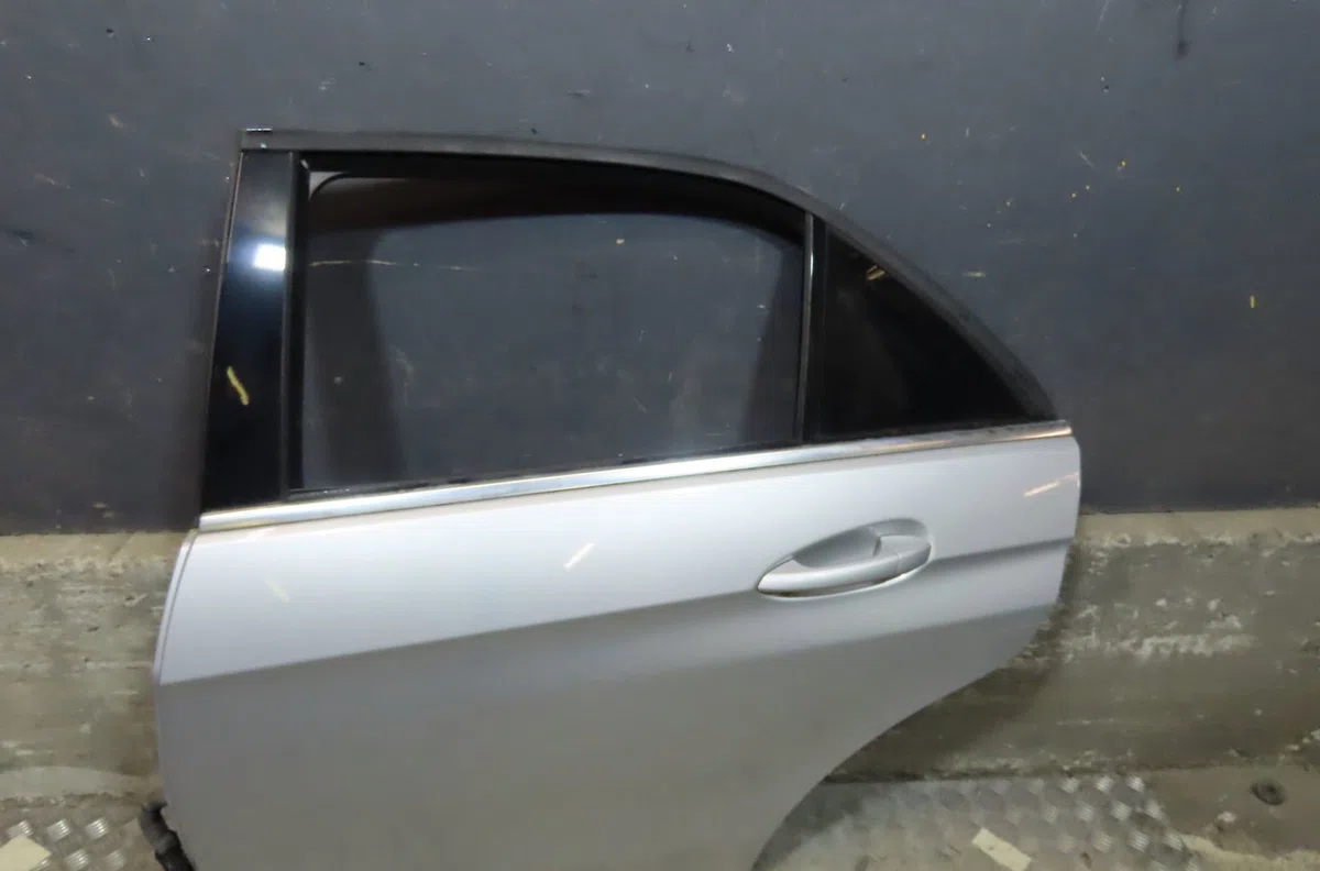 Porte arrière gauche Mercedes-benz CLASSE E (W212) E 220 cdi - bluetec (212.001, 212.002) (2009-2016) occasion