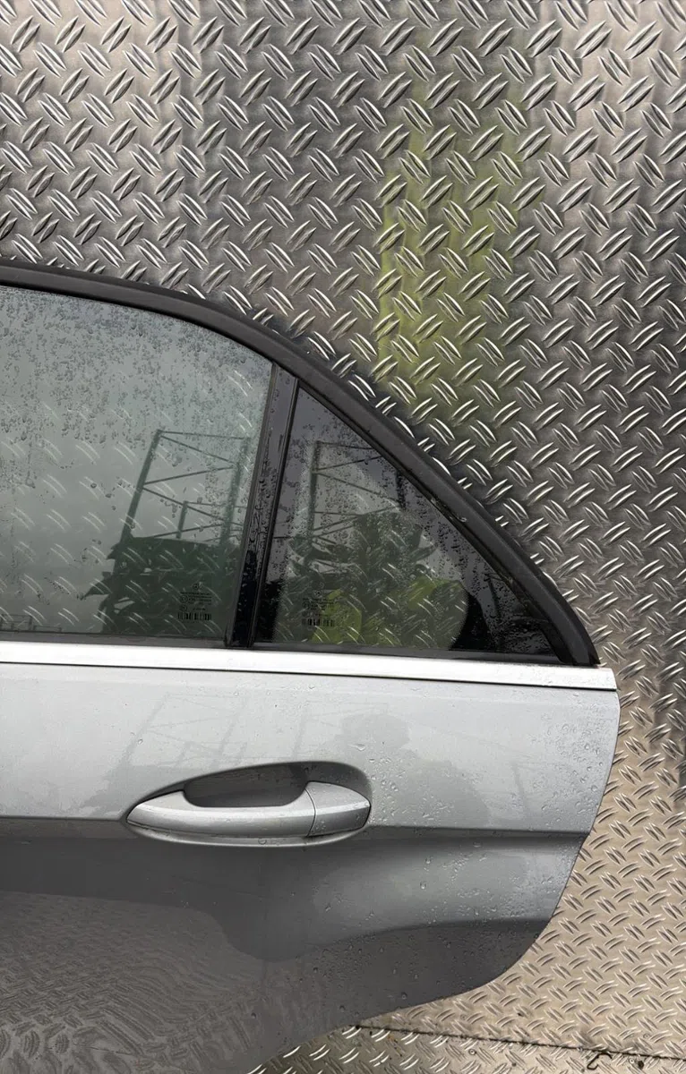 Porte arrière gauche Mercedes-benz CLASSE E (W212) E 350 cgi (212.057) (2009-2011) occasion