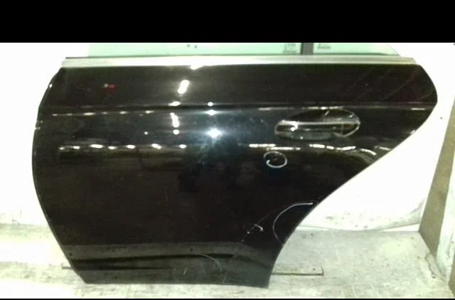 Porte arrière gauche Mercedes-benz CLS (C219) Cls 320 cdi (219.322) (2005-2010) occasion