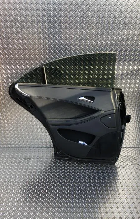Porte arrière gauche Mercedes-benz CLS (C219) Cls 500 (219.375) (2004-2010) occasion